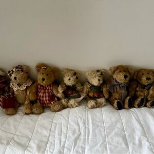 Bundle of The Boyds Collection